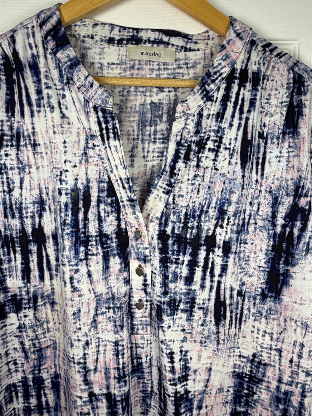 Mandee Women's Navy Pink Abstract Henley XL Short Sleeve Casual Stretch Blouse - Picture 4 of 11